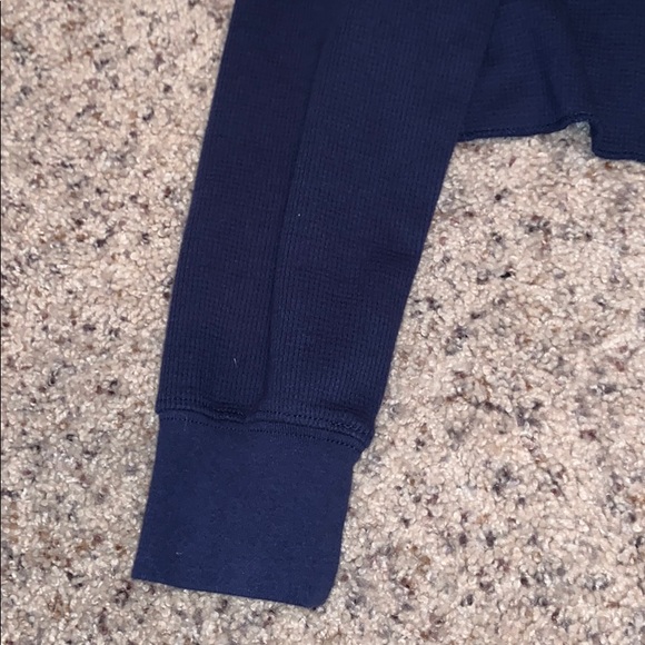 navy blue crop top - Picture 3 of 7